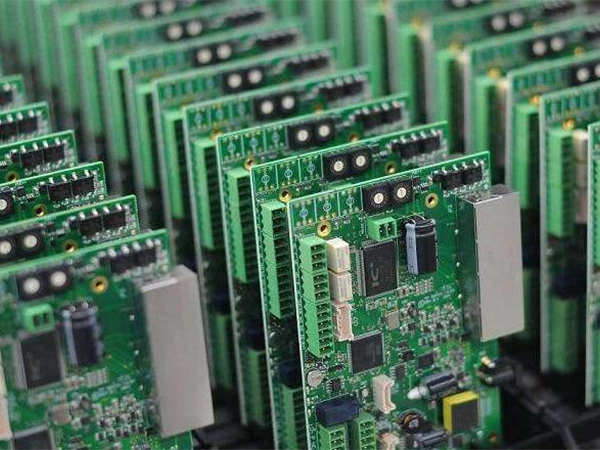 What is the relationship between pcba and mes?
